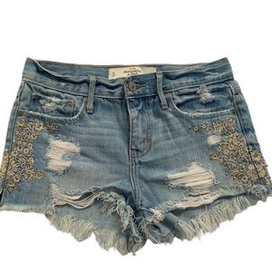 Abercrombie & Fitch Embroidered Jean shorts size25